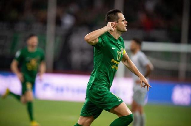 【中超】孙国文染红弗兰克破门 十人浙江队1比0深圳